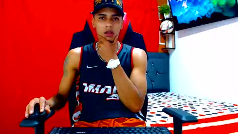 Snapshot of cristiantayron chatting on 13, 7, 2026 cristian online show from 13, 7, 2026