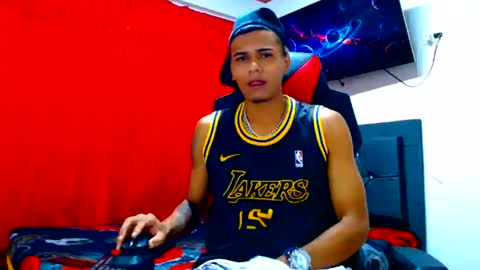 Snapshot of cristiantayron chatting on 24, 7, 2026 cristian online show from 24, 7, 2026