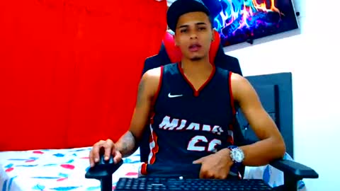 Snapshot of cristiantayron chatting on 30, 7, 2026 cristian online show from 30, 7, 2026