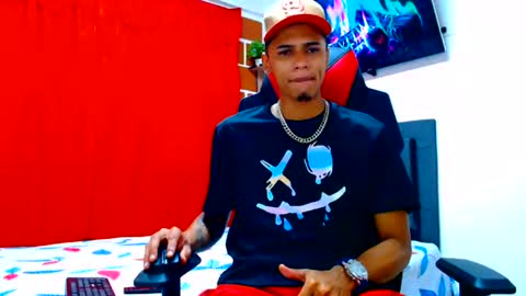Snapshot of cristiantayron chatting on 31, 7, 2026 cristian online show from 31, 7, 2026