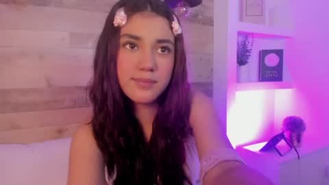 Snapshot of cristin_collins chatting on 15, 7, 2026 C R I S T I N online show from 15, 7, 2026