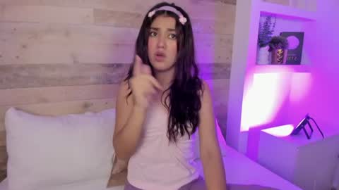 Snapshot of cristin_collins chatting on 16, 7, 2026 C R I S T I N online show from 16, 7, 2026