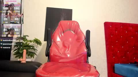 cristopher23  online show from 10, 2, 2025