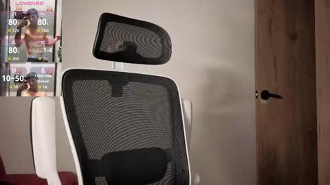 cristopher23  online show from 15, 12, 2025