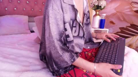 Cristopher  online show from 7, 4, 2026