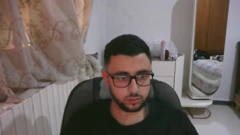 Mira Mira online show from 1, 11, 2025