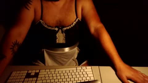 Snapshot of crossdressercrowe chatting on 1, 11, 2025 Insta theramonacrowecd online show from 1, 11, 2025