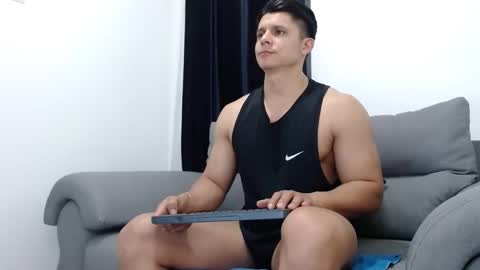 Snapshot of crosse4you chatting on 28, 12, 2024 Leo online show from 28, 12, 2024