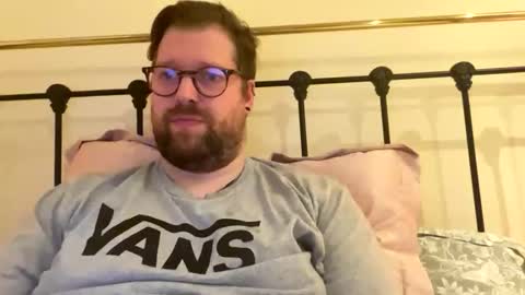 Snapshot of crouchendtiger chatting on 17, 10, 2025 crouchendtiger online show from 17, 10, 2025