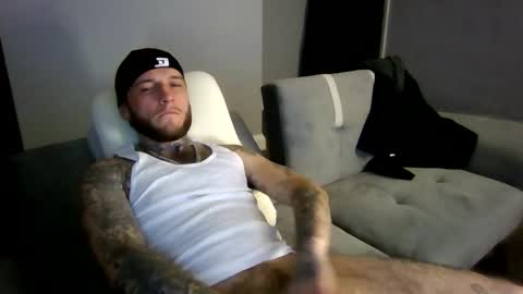 Snapshot of cruz815 chatting on 6, 1, 2026 cruz815 online show from 6, 1, 2026