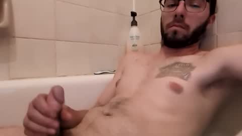 Snapshot of cruzman01 chatting on 21, 11, 2025 cruzman01 online show from 21, 11, 2025