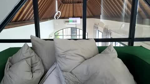 Lin inst lingoodyy online show from 14, 2, 2025