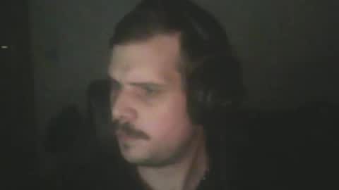 Snapshot of crystal3 chatting on 7, 11, 2025 crystal3 online show from 7, 11, 2025