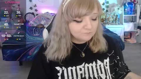   online show from 3, 11, 2025