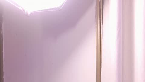 Snapshot of crystal_gilton chatting on 13, 6, 2026 crystal_gilton online show from 13, 6, 2026
