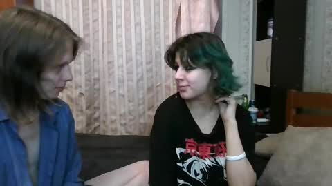Snapshot of crystal_porn_love chatting on 19, 2, 2025 Crystal and Marcl online show from 19, 2, 2025