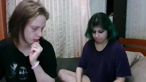 Snapshot of crystal_porn_love chatting on 1, 3, 2025 Crystal and Marcl online show from 1, 3, 2025