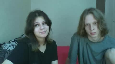 Snapshot of crystal_porn_love chatting on 30, 10, 2025 Crystal and Marcl online show from 30, 10, 2025