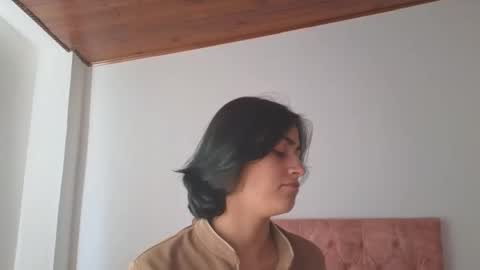 Crystal Blaze online show from 14, 10, 2025