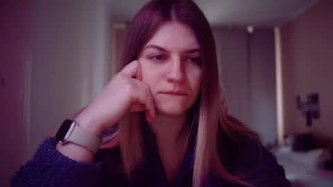 crystalblush01 online show from 27, 4, 2026