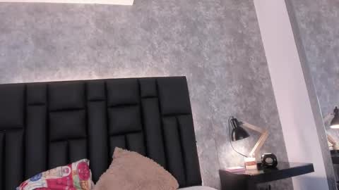 Crystal online show from 26, 11, 2025