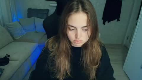 Snapshot of crystalemily chatting on 20, 7, 2026 crystalemily online show from 20, 7, 2026