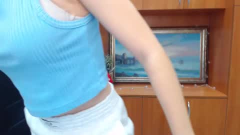 Snapshot of crystalgirl__ chatting on 18, 1, 2025 Stella online show from 18, 1, 2025