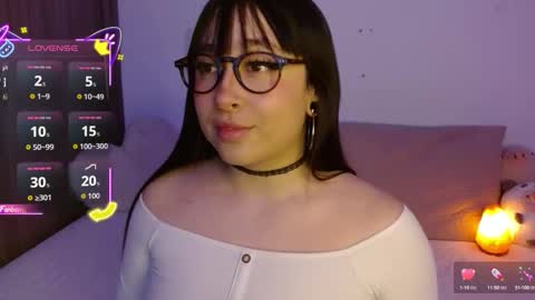 Snapshot of crystalitesq chatting on 1, 10, 2025 Olivia  online show from 1, 10, 2025