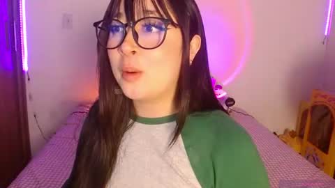 Snapshot of crystalitesq chatting on 14, 6, 2026 Olivia online show from 14, 6, 2026