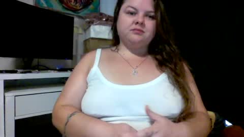 Snapshot of crystalizzzee chatting on 31, 7, 2026 Herekittykitty69 online show from 31, 7, 2026