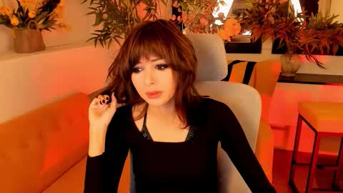 Snapshot of crystallbloom chatting on 15, 9, 2025 crystallbloom online show from 15, 9, 2025