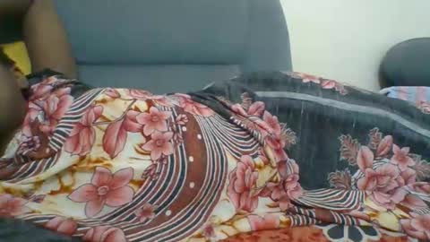 Snapshot of crystallgem chatting on 2, 2, 2026 crystallgem online show from 2, 2, 2026