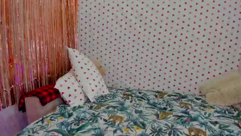 Snapshot of crystalnut chatting on 13, 2, 2025 Maria online show from 13, 2, 2025