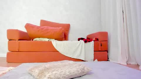 Snapshot of crystalnut chatting on 7, 7, 2026 Maria online show from 7, 7, 2026