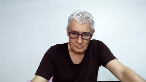 BIG UNCUT HARD COCK online show from 24, 3, 2026