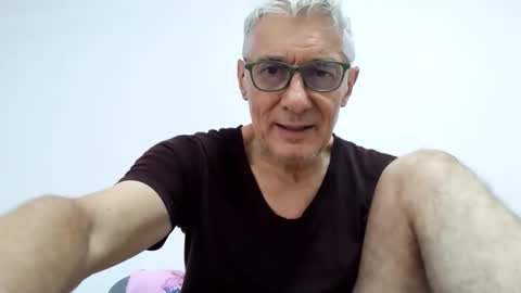 Snapshot of cucaio18 chatting on 4, 6, 2026 BIG UNCUT HARD COCK online show from 4, 6, 2026