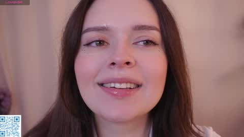 Snapshot of cuddlebyyou chatting on 24, 10, 2025 Ellie online show from 24, 10, 2025