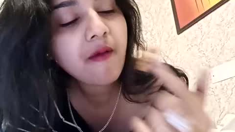 cuddlemuffins online show from 21, 2, 2026