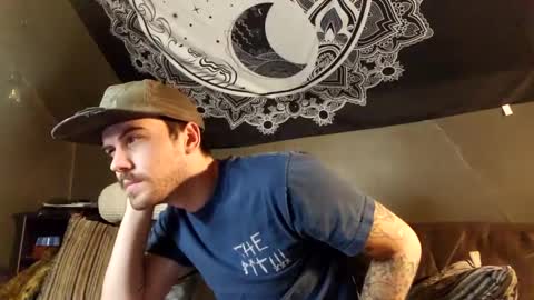 cum_addict69 online show from 28, 1, 2025