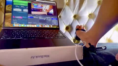Snapshot of cum_all_over_mmee chatting on 15, 9, 2025 im KIM new girl to spoil online show from 15, 9, 2025