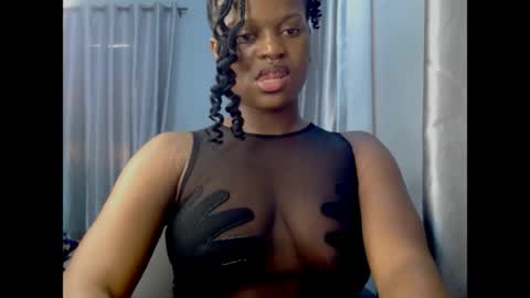 Snapshot of cum_ebony_petitxx chatting on 27, 4, 2026 cath online show from 27, 4, 2026