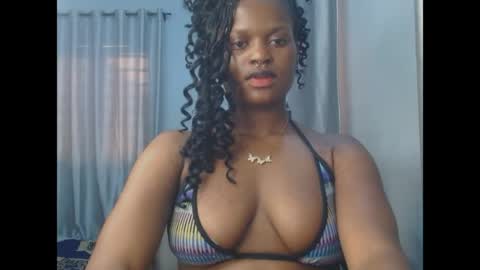 Snapshot of cum_ebony_petitxx chatting on 11, 5, 2026 cath online show from 11, 5, 2026