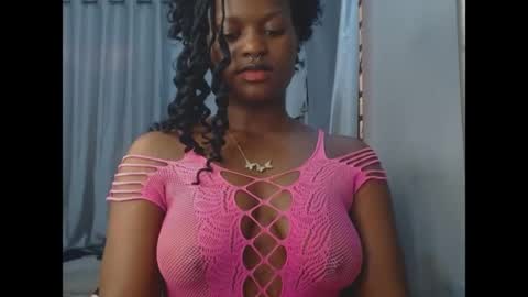 Snapshot of cum_ebony_petitxx chatting on 12, 5, 2026 cath online show from 12, 5, 2026