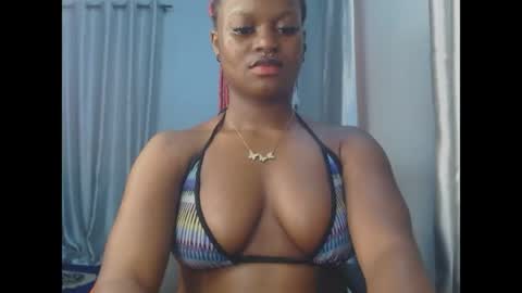 Snapshot of cum_ebony_petitxx chatting on 15, 5, 2026 cath online show from 15, 5, 2026