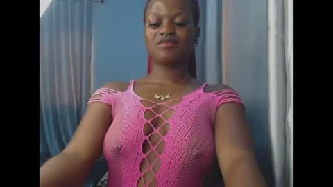 Snapshot of cum_ebony_petitxx chatting on 16, 5, 2026 cath online show from 16, 5, 2026