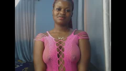 Snapshot of cum_ebony_petitxx chatting on 16, 5, 2026 cath online show from 16, 5, 2026