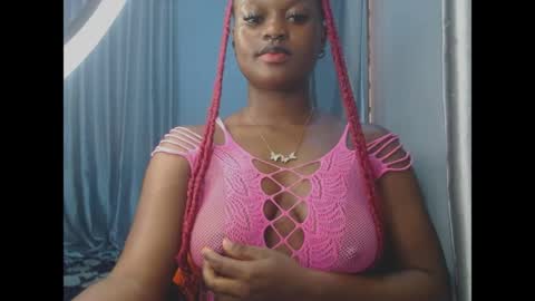Snapshot of cum_ebony_petitxx chatting on 17, 5, 2026 cath online show from 17, 5, 2026