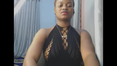 Snapshot of cum_ebony_petitxx chatting on 24, 5, 2026 cath online show from 24, 5, 2026