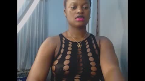 Snapshot of cum_ebony_petitxx chatting on 5, 6, 2026 cath online show from 5, 6, 2026
