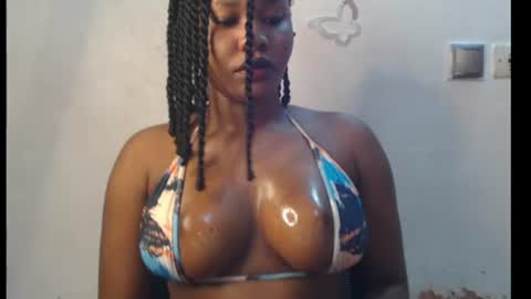 Snapshot of cum_ebony_xxxpetit chatting on 23, 7, 2026 Teeha online show from 23, 7, 2026